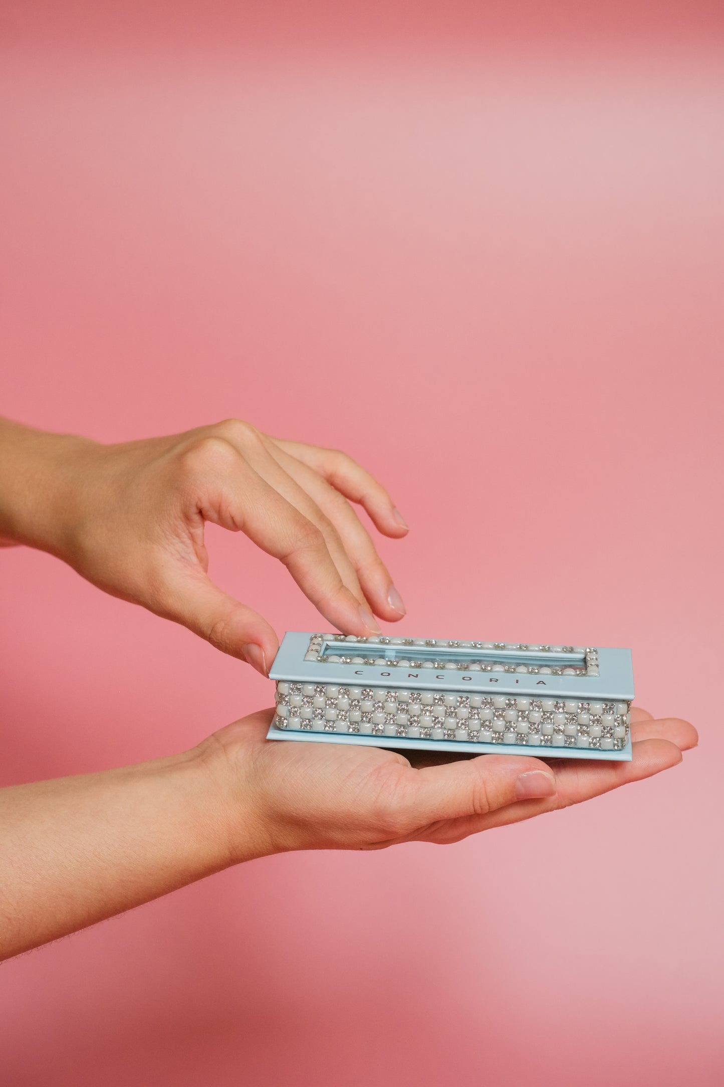 Honey – Soft Volume Lashes (S-M)