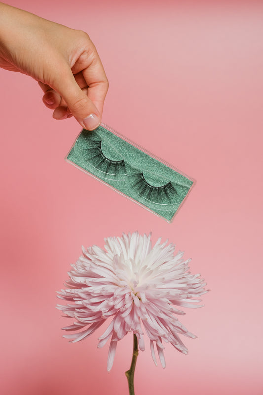 Moss – Wild Volume Lashes (XL)